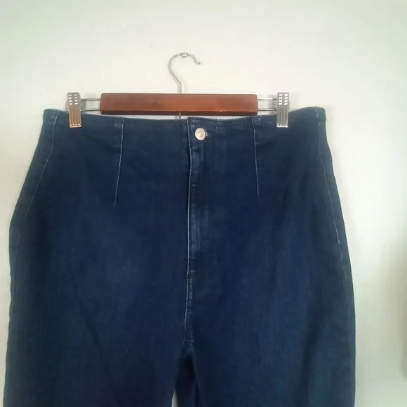 We The Free Float On High Rise Dark Wash Boho 70s Flare Back Cinch Waist Tie 32 - Picture 4 of 13